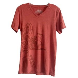 Universal Studios Camera V Neck Tee Shirt Size Small